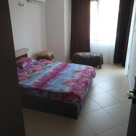 Oasis 1 Bed Lozenets